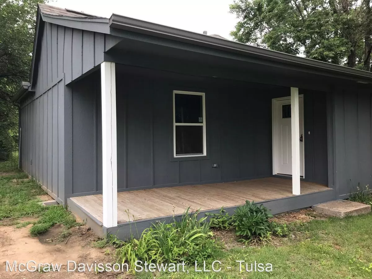 107 E Elm St House for rent in Skiatook, OK