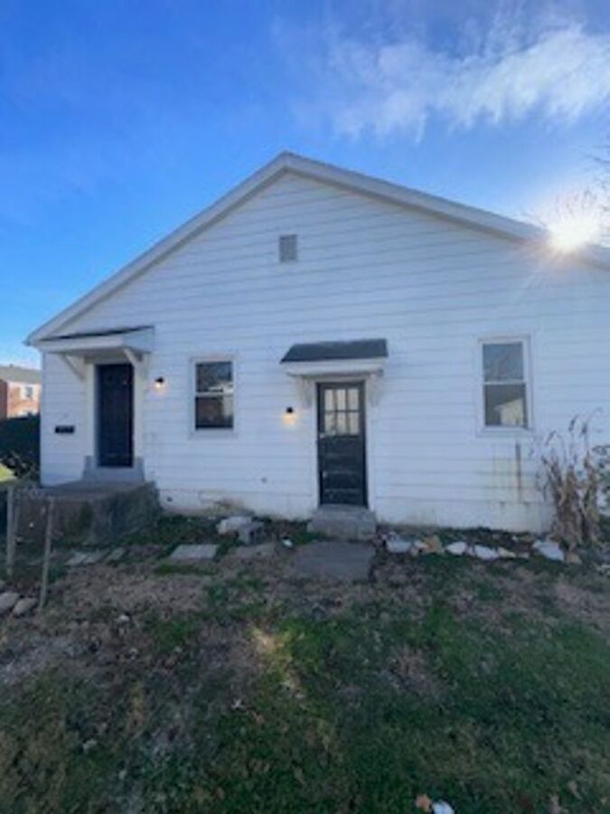 1209 MacArthur Circle & 1211 MacArthur Circle Evansville, IN Apartment ...