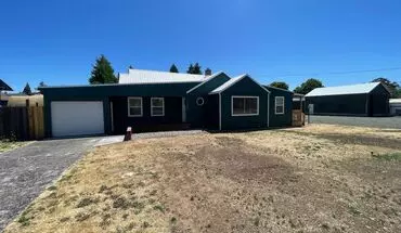2 of 31 Gorgeous Fully Remodeled Three Bedroom Home On Large Lot With Covered Patio! House for rent in Lebanon, OR