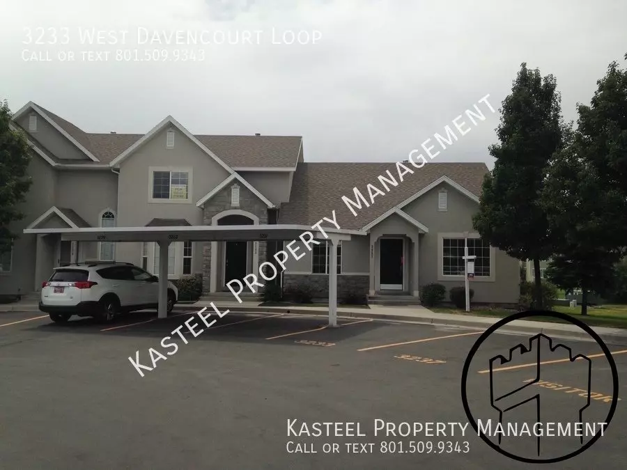3233 W Davencourt Loop House for rent in Lehi, UT