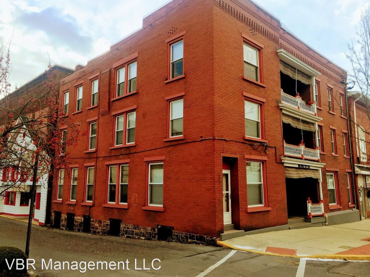 1014 Logan Ave Tyrone, PA Apartment for Rent Rentable