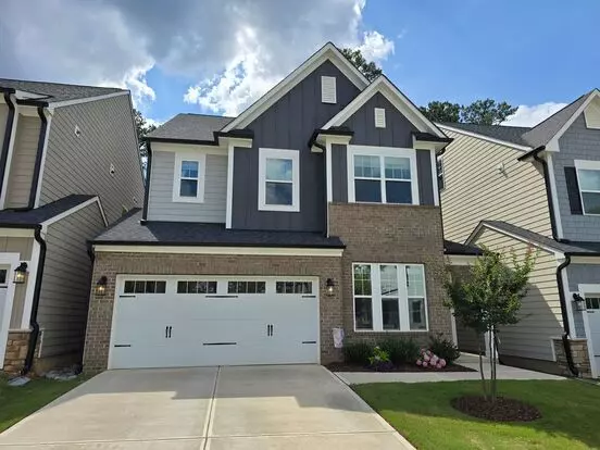 5 Bedrooms! Stunning 5br/4ba North Ridge Point Carriage Home With 3rd Floor Retreat! Apartment for rent in Raleigh, NC 5 Bedrooms! Stunning 5br/4ba North Ridge Point Carriage Home With 3rd Floor Retreat! Apartment for rent in Raleigh, NC