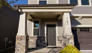2 of 17 Spacious & Stylish Meritage Home With Sunroom, Loft, And Lux Primary Suite House for rent in Apex, NC