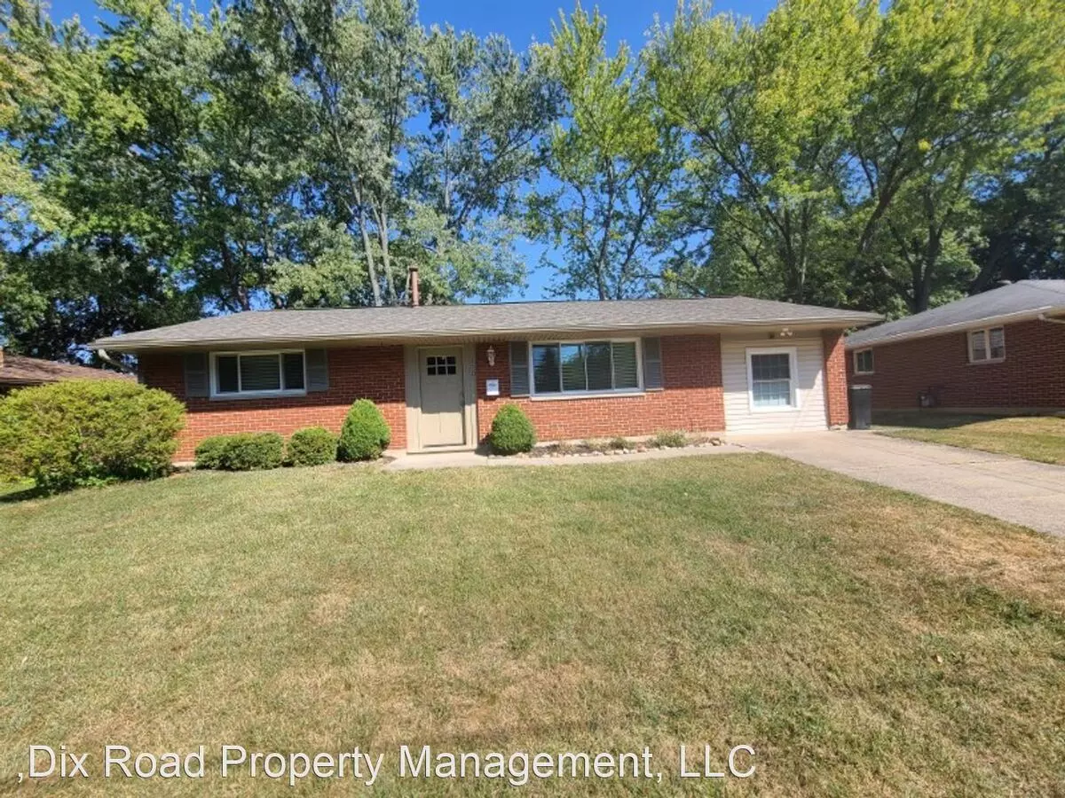 **available Now** 110 W Factory Rd 4br/1.5ba (springboro) House for rent in Springboro, OH