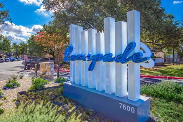 z-111122-The Escapade Apartments San Antonio, TX | Rentable
