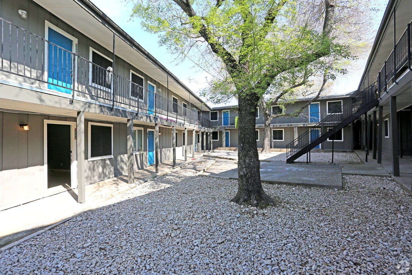 z011323Villas at Mueller Apartments Austin, TX Rentable