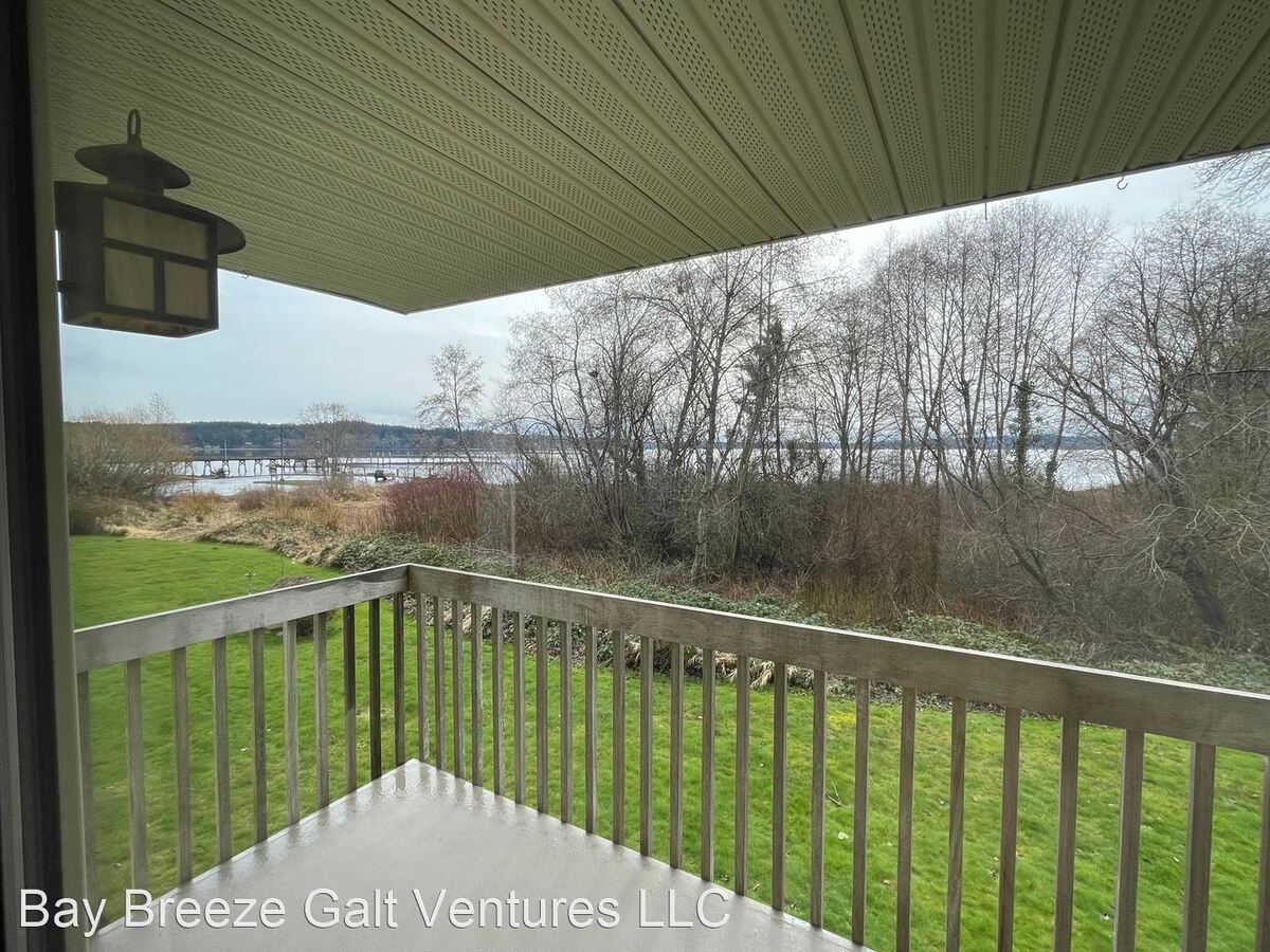 8860 Pacific Ave NW Silverdale, WA Apartment for Rent