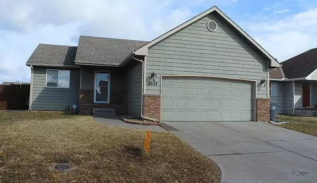 5 Bedroom 3 Bath Home Close To Schools And Shopping! Apartment for rent in Wichita, KS