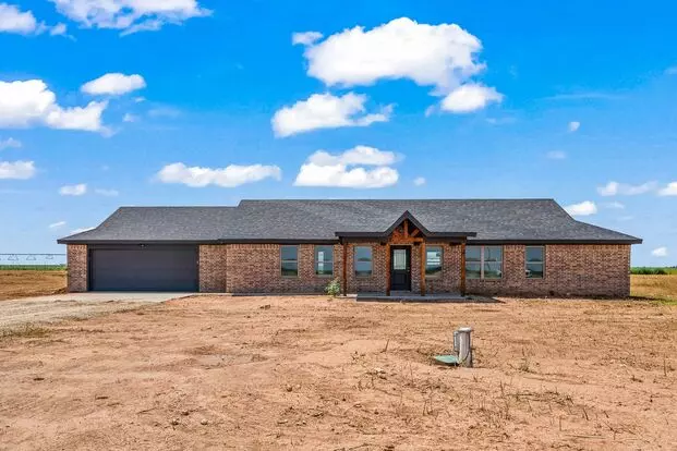 Country Living In Idalou Isd! Apartment for rent in Lubbock, TX