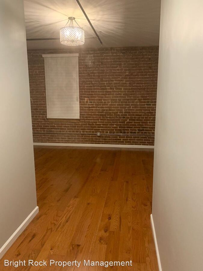 Herb House Apartments 109 Pendleton St Marion, VA