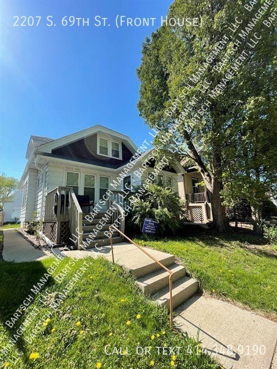 2207 S 69Th St Front West Allis, WI House for Rent Rentable