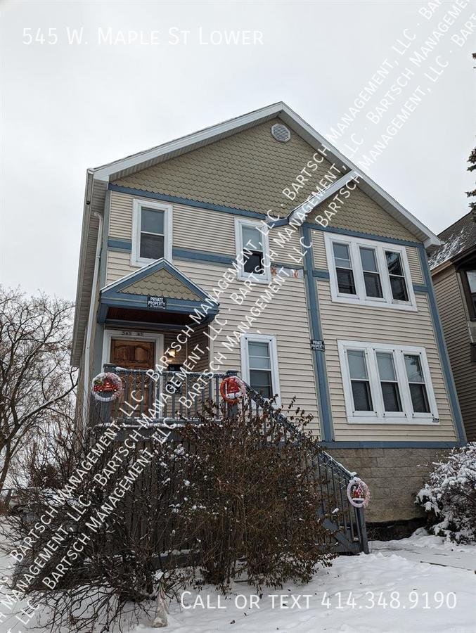 545 W Maple St Lower Milwaukee, WI Apartment for Rent