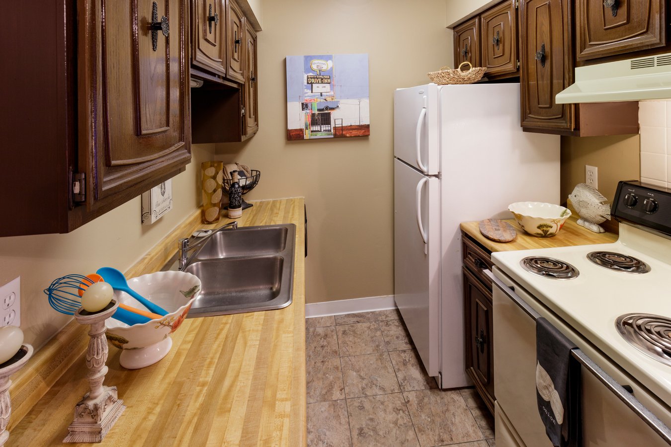 Hillbrook Apartments 478 S Raccoon Rd Austintown, OH