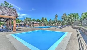 4 of 25 Park West Apartment for rent in Griffith, IN