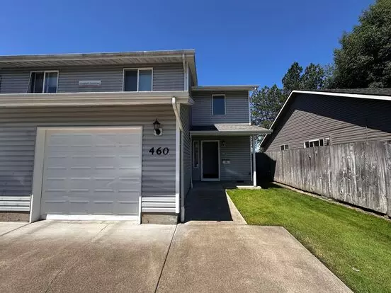 460 & 462 Ecols St S Apartment for rent in Monmouth, OR