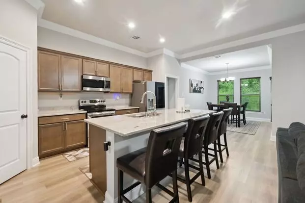 $400 Amazon Gift Card Giveaway To New Tenant! 3 Bedroom House -available Now! Apartment for rent in Baton Rouge, LA