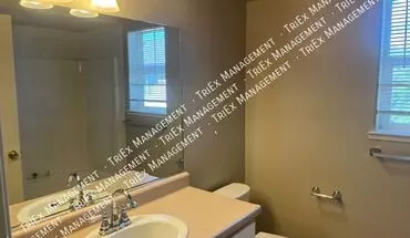 4 of 16 830 G St Apartment for rent in Sparks, NV