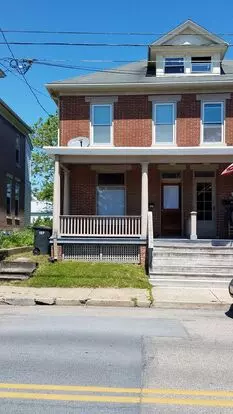 125-127 W Third St Apartment for rent in Waynesboro, PA