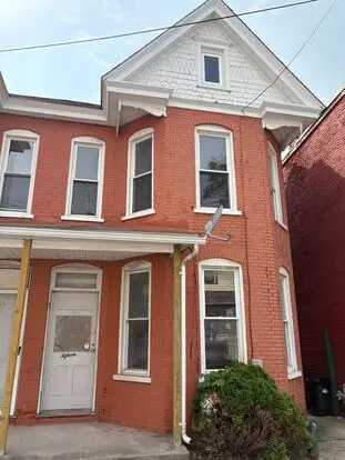 13-15 Cleveland Ave Apartment for rent in Waynesboro, PA