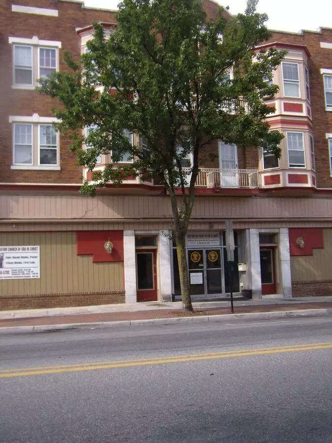 66 W Main St Apartment for rent in Waynesboro, PA
