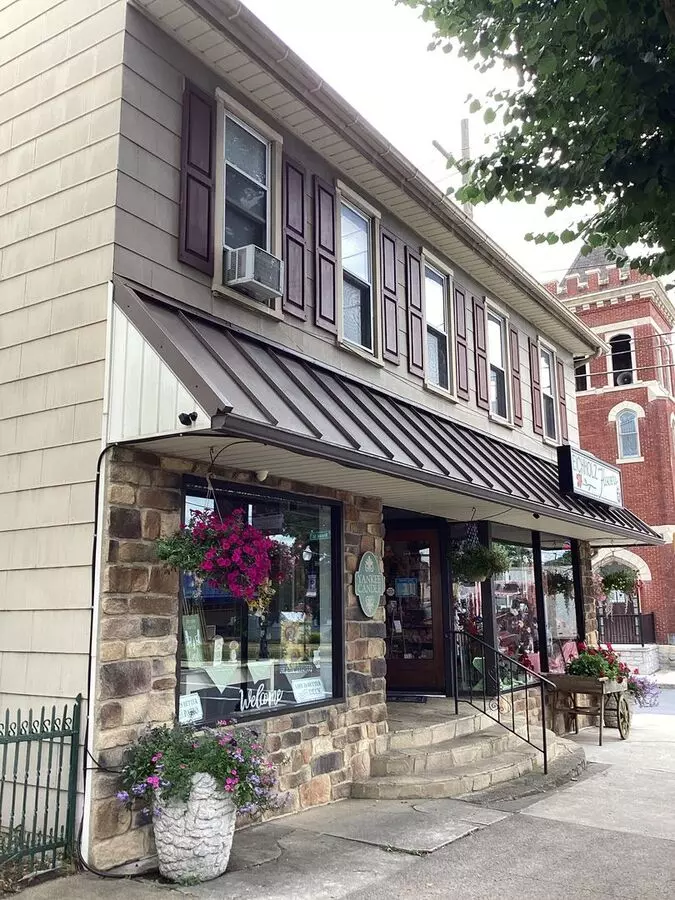 131 E Main St Apartment for rent in Waynesboro, PA