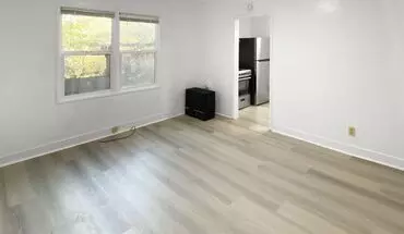 2 of 6 1925 10th St Apartment for rent in Berkeley, CA