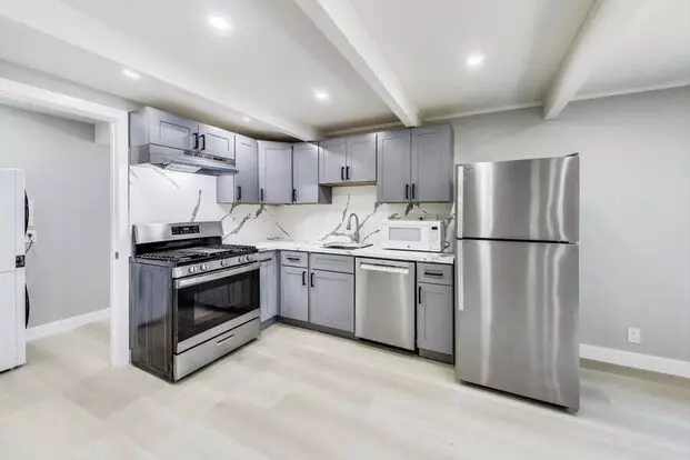 3553 Alma St Apartment for rent in Palo Alto, CA