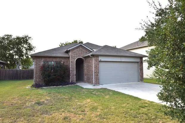Charming 3-bedroom Lease In The Heart Of Kyle! Apartment for rent in Kyle, TX