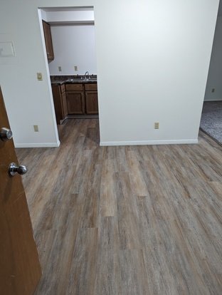 450 S Saint Bernard Dr De Pere, WI Apartment for Rent