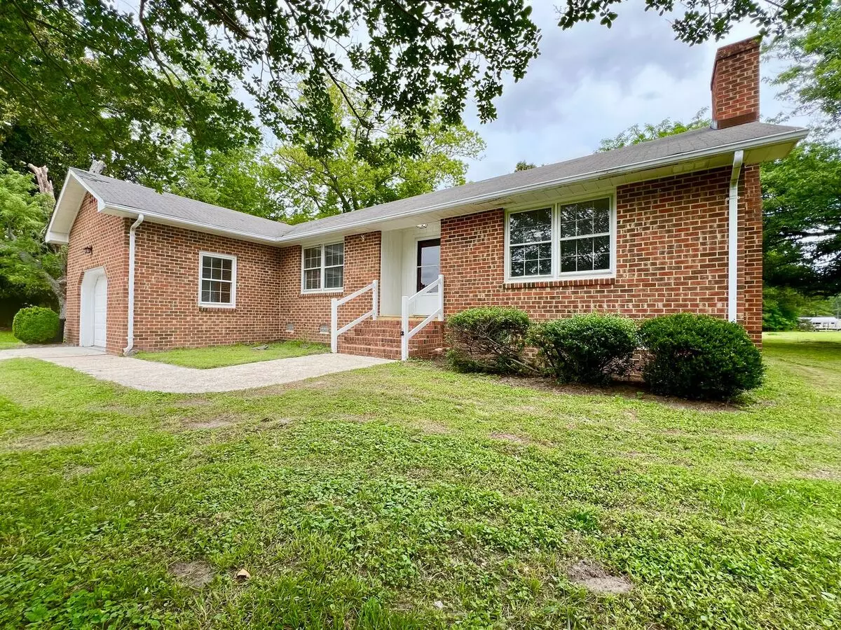 3Bdr 2Bth Home In The Heart Of Poquoson House for rent in Poquoson, VA