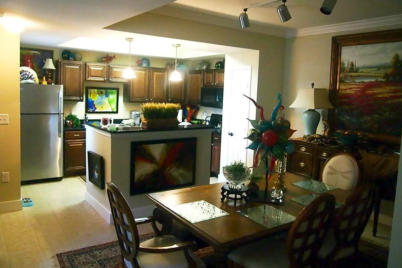 Arista Apartments