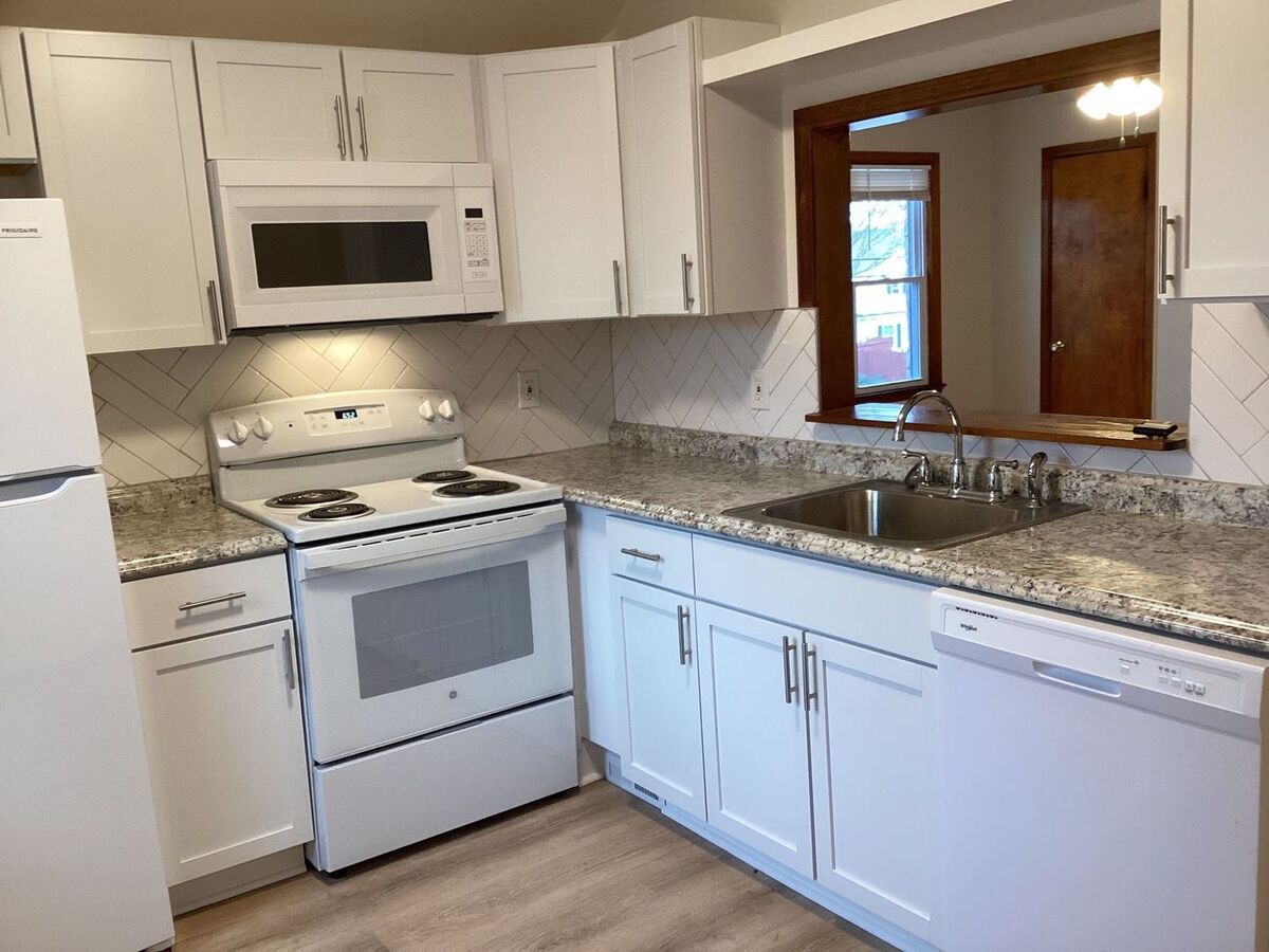 3629 E Armour Ave Cudahy, WI Apartment for Rent Rentable