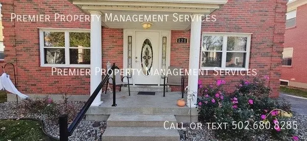 121 Mcarthur Dr Apartment for rent in Louisville, KY