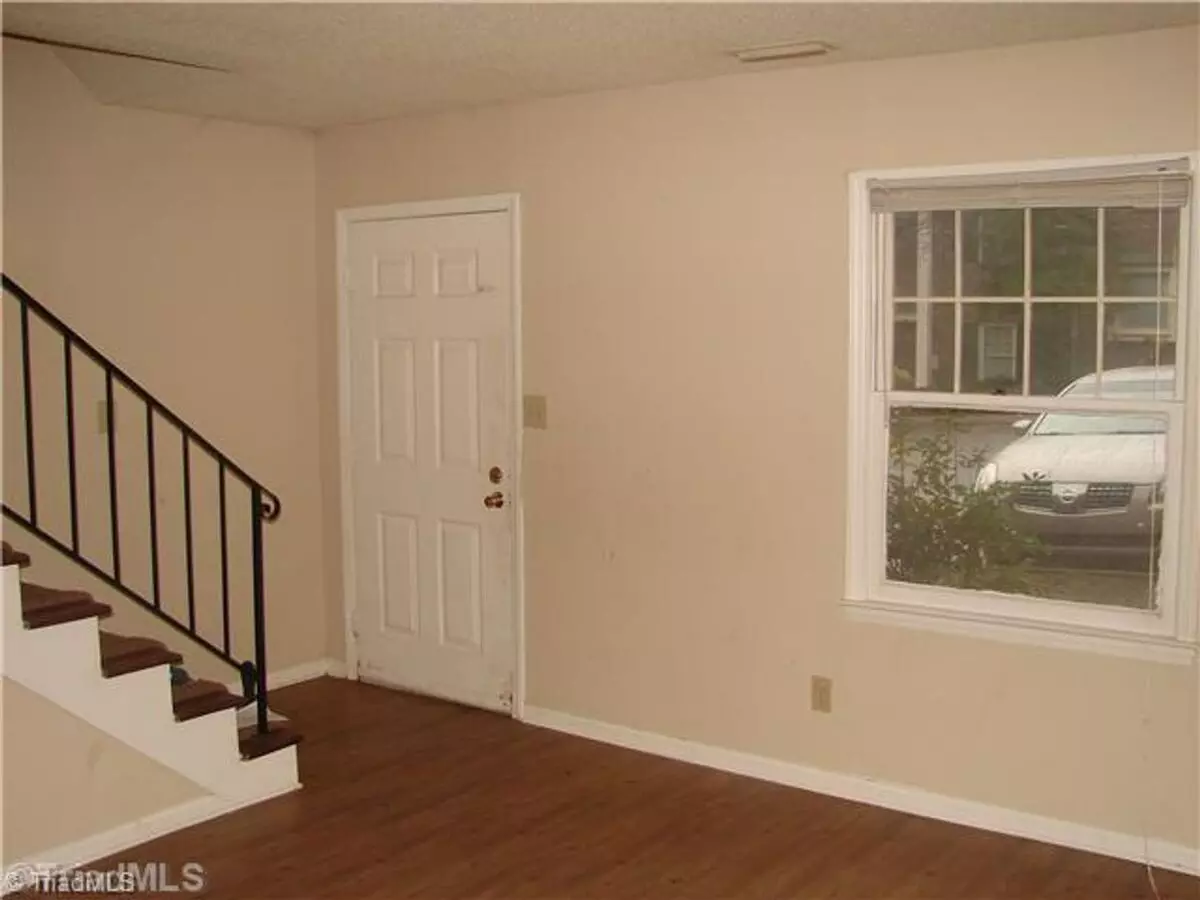2 of 4 224 Royal Forest Ct House for rent in Winstonsalem, NC