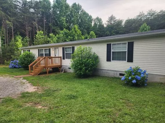 Peaceful Living On 2.36 Acres In Troutman! Apartment for rent in Troutman, NC