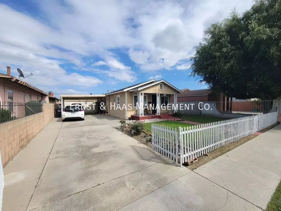 15334 Orizaba Ave House for rent in Paramount, CA