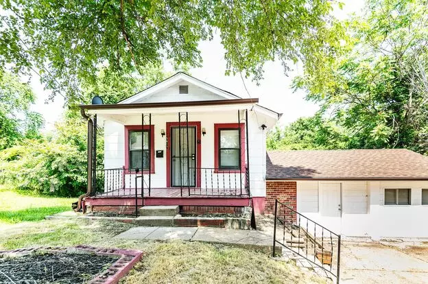 5617 Hodiamont Apartment for rent in St Louis, MO