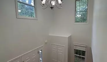 3 of 27 4692 Liberty Rd House for rent in South Euclid, OH