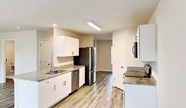 4 of 20 2905 W Kings Canyon Dr Muncie In 47303 - Now Available! House for rent in Muncie, IN