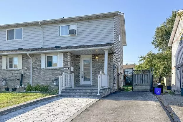 320 Chaleur Ave Apartment for rent in Oshawa, ON
