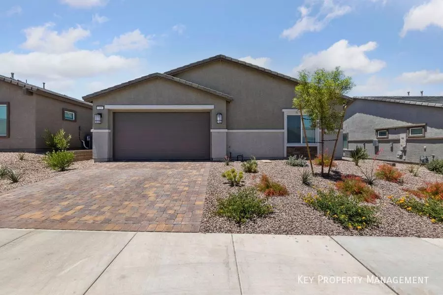 325 Aravilli Crest St House for rent in Henderson, NV
