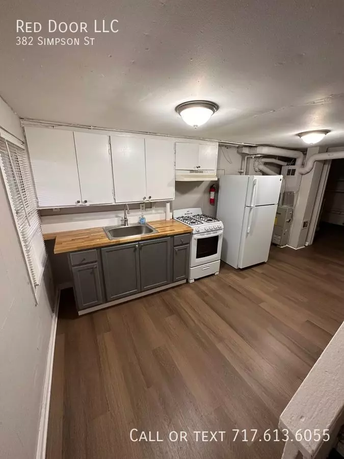 382 Simpson St House for rent in York, PA