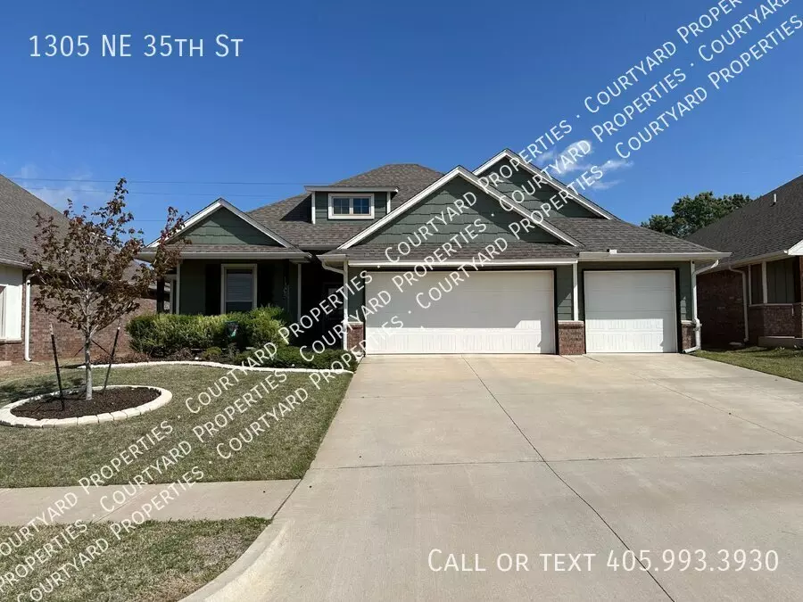 1305 NE 35th St House for rent in Moore, OK