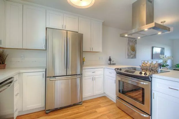 4050 Hoen Ave Apartment for rent in Santa Rosa, CA