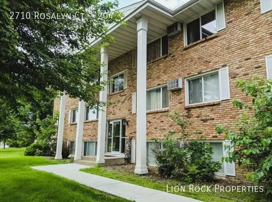 2710 Rosalyn Ct Apartment for rent in New Hope, MN