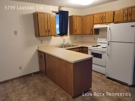 5799 Laverne Cir Apartment for rent in Baxter, MN