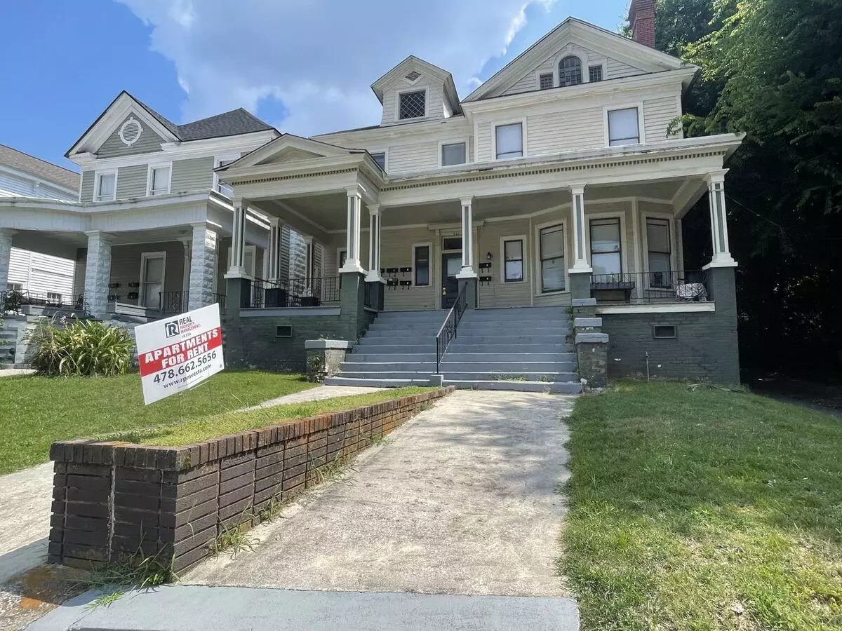 946 Magnolia St Apartment for rent in Macon, GA