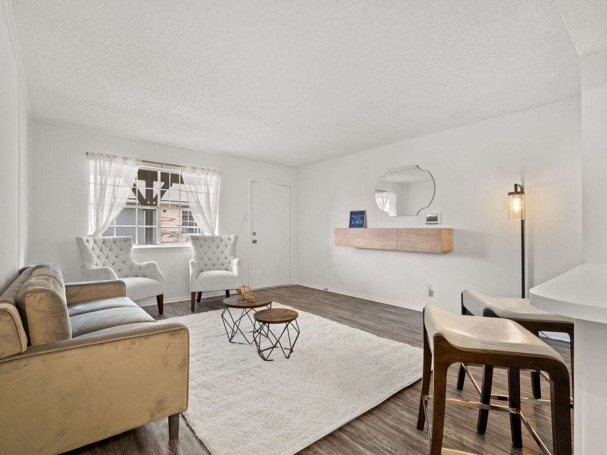 Celeste Apartments 2960 Lake St Lake Charles, LA Rentable