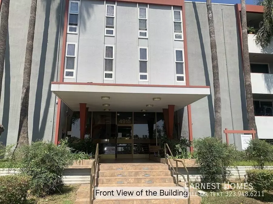 4915 Tyrone Ave Apt 203 Apartment for rent in Sherman Oaks, CA