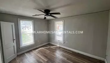 3 of 10 913 Brown St House for rent in Little Rock, AR